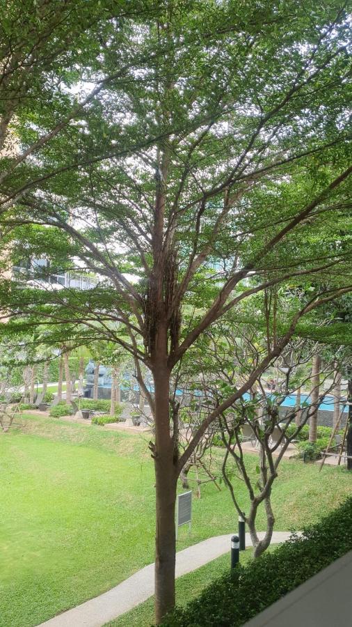 Unixx Condo Pattaya Near Walking Street Exterior photo