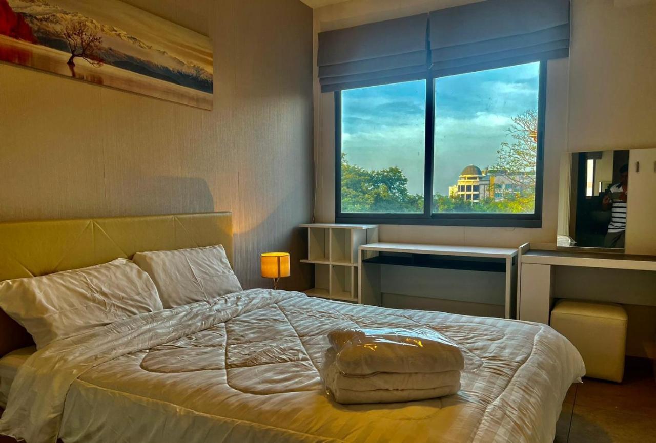 Unixx Condo Pattaya Near Walking Street Exterior photo