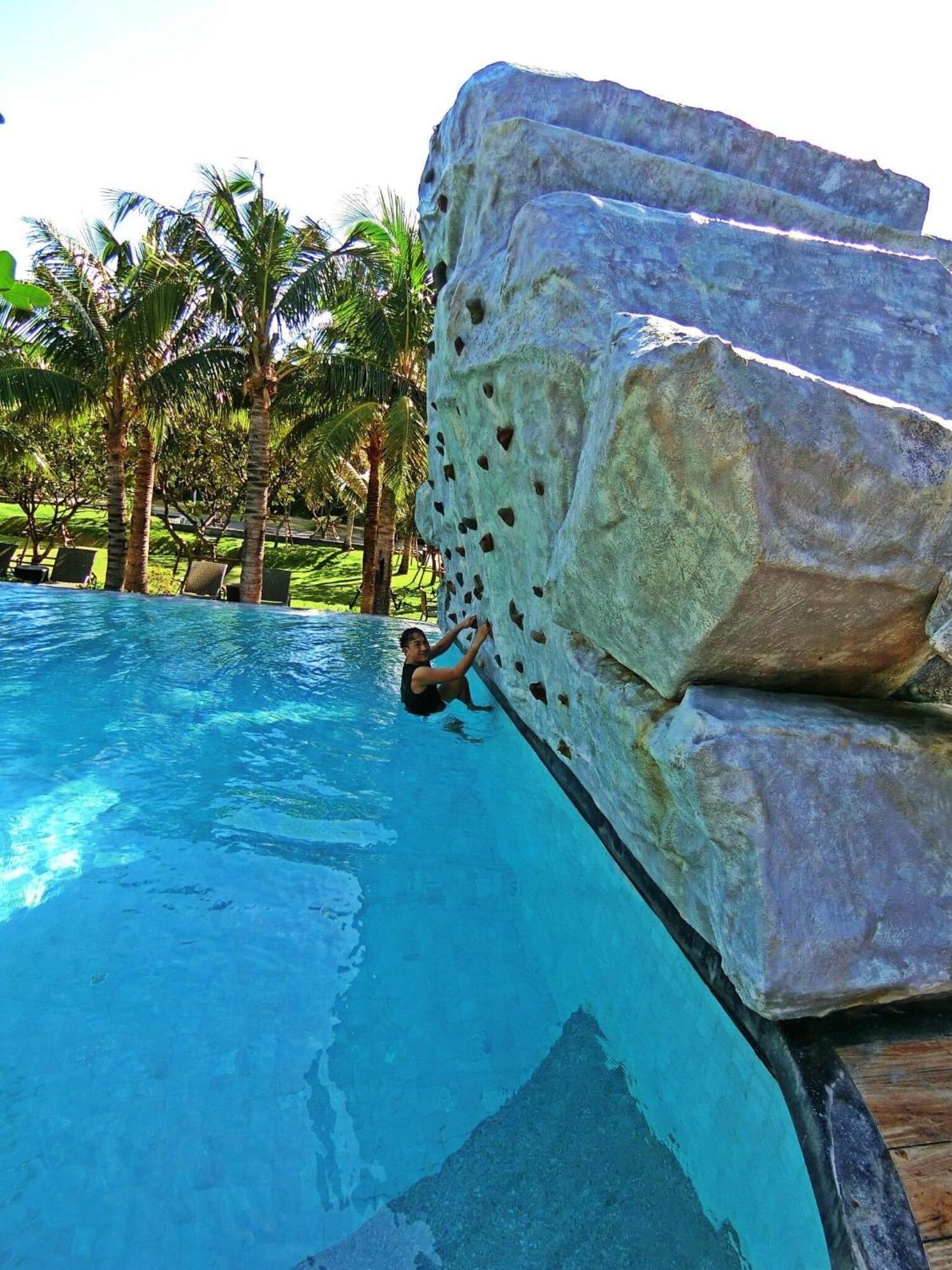 Unixx Condo Pattaya Near Walking Street Exterior photo